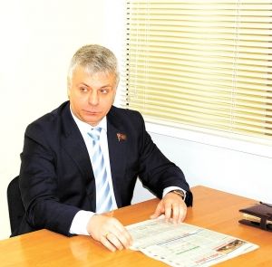 Выслушал за власть