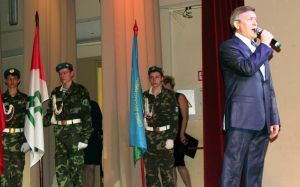 Афганцев поздравили и наградили медалями