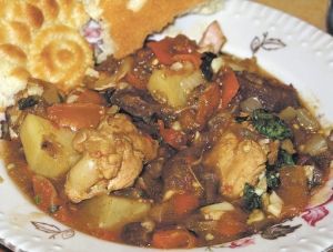 Аджапсандали с курицей