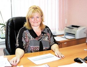 Возглавила образование