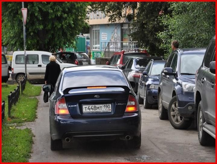 Госадмтехнадзор ликвидирует несанкционированные парковки в Серпухове и Волоколамске