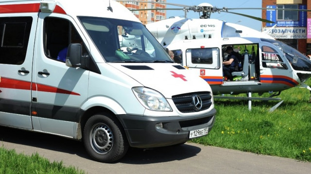 Вертолетом из Волоколамска в больницу Подольска доставили пожилую пациентку