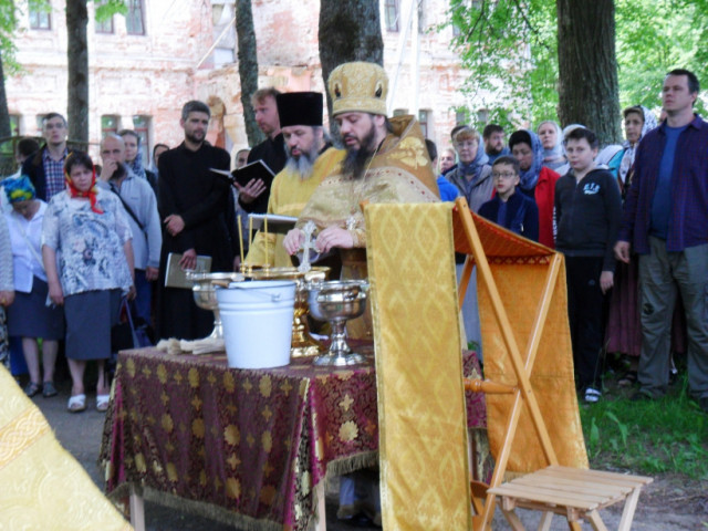 В Иосифо-Волоцком монастыре состоялось празднество дня Всех Святых