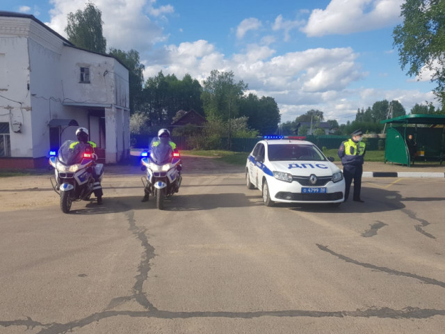 Мотоциклетная инспекция на волоколамских дорогах