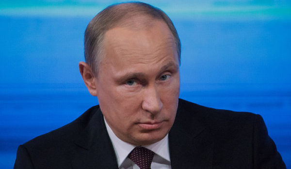 Путин отменит оплату комунальных услуг для пенсионеров старше 70 лет