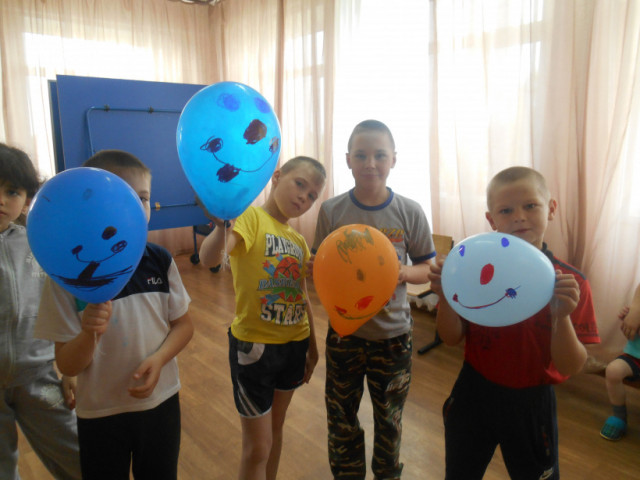 Поиграли в «Две планеты»