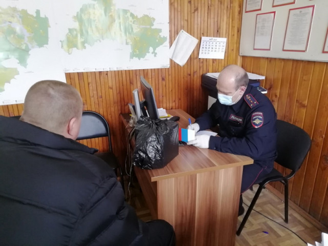В Волоколамске полицейские раскрыли серию краж из конного клуба