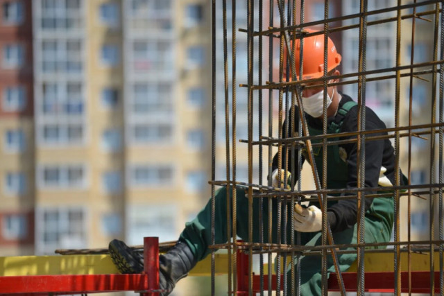 97% рабочих вернулись на стройки Подмосковья после карантина