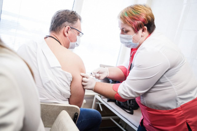 Волоколамские предприятия могут подать онлайн-заявку на вакцинацию