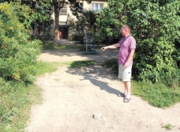 Из площадки в парковку