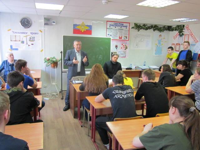 Встреча со студентами представителей благочиния