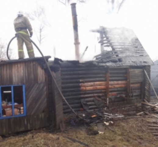 Сгорел дом в деревне Муромцево