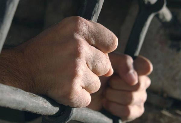 Суд приговорил к 11 годам убийцу, угонщика и вора в одном лице