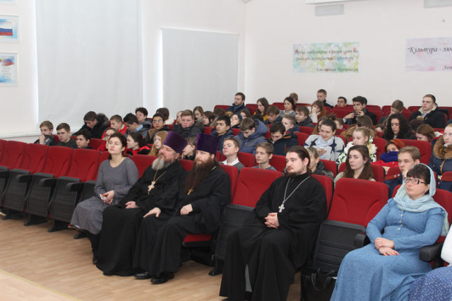 Волоколамские студенты МОКИТУ встретились с духовенством