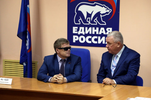 Депутат МОД Владимир Вшивцев провел прием граждан в Волоколамске