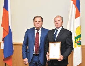 Президент отблагодарил