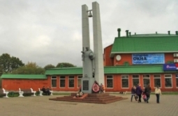Памятник на месте казни восьмерых комсомольцев