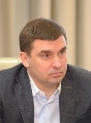 Как зампред Московской области Кузнецов оправдывается за 70/70