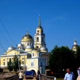 Нило - Столобенская пустынь. Полуостров деревни Светлица и остров Столобный, на котором находится монастырь сейчас соединяет мос
