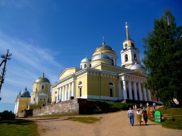 Нило - Столобенская пустынь