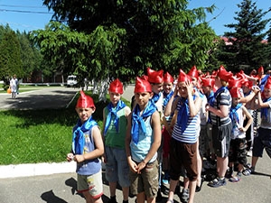 Открыли детский лагерь