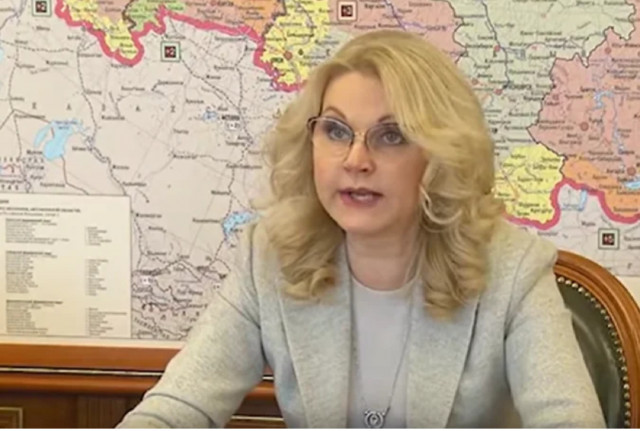 Похоже, что россияне уже переболели коронавирусом, а сейчас идёт вторая волна