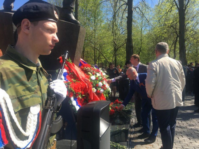 Кремлёвские курсанты оставили в Яропольце послание потомкам