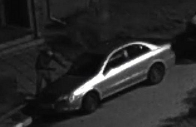 Камера зафиксировала момент поджога автомобиля в Волоколамске
