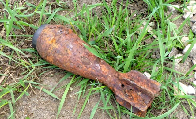 Неразорвавшуюся мину от миномета времен войны нашли в Теряево