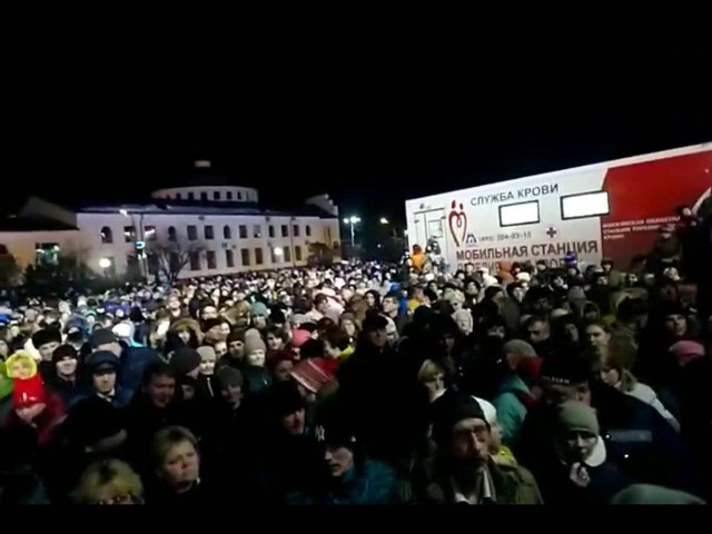 Более шести тысяч горожан пришли послушать Андрея Вихарева