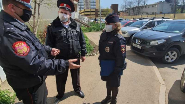 Улицы подмосковным городов патрулируют Росгвардейцы