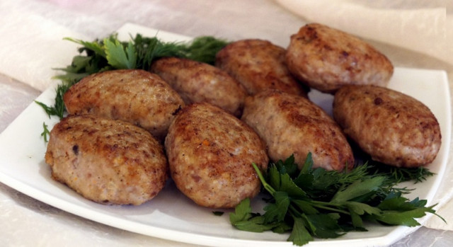 Почему нужно покупать настоящие котлеты из мяса