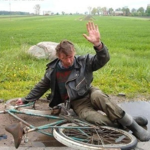 ЛАЗАРЕВ ТАК И НЕ ВЫШЕЛ ИЗ ЗАПОЯ!
