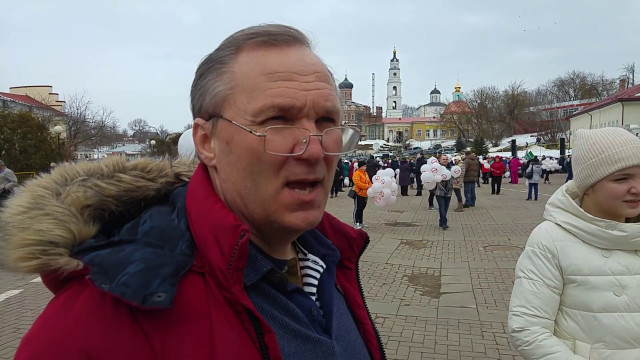 И снова Жданов.