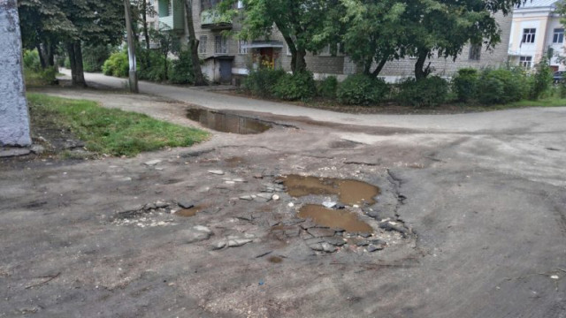 Ямы во дворах посчитают