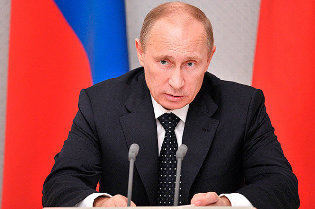 Путин предложил ежемесячно платить за первого ребенка