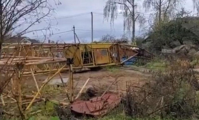 На Пороховской улице рухнул кран