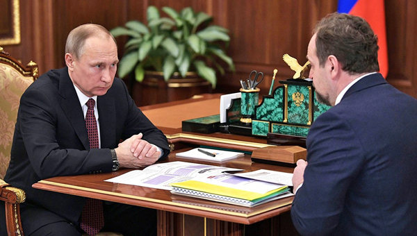 Путин поручил министру Донскому навести порядок с утилизацией отходов