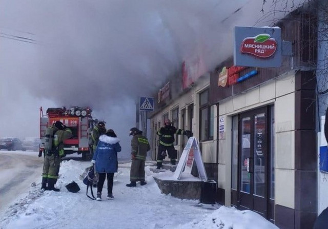 В Волоколамске на углу Парковой и Школьной сгорел ювелирный магазин