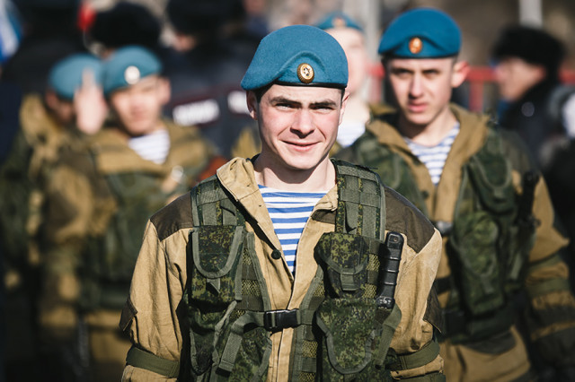 Выбирай службу по контракту