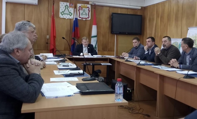 Депутаты! Нам нужен местный Глава!