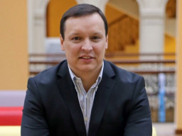 Лично я поддерживаю повышение пенсионного возраста