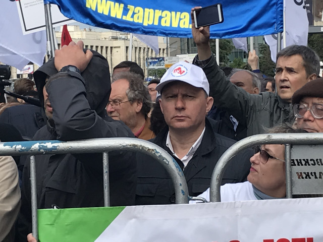 Давай разрушим эту стену