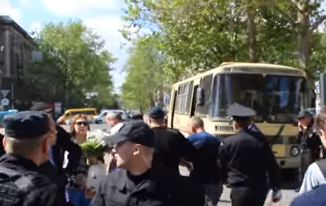 «Бессмертный полк» задержали в Коломне
